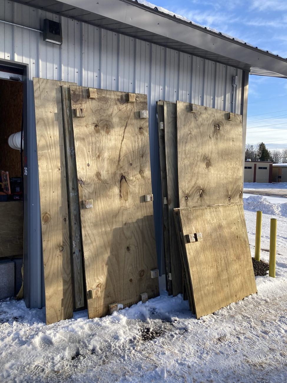 Snow Speakers and Live DJs for Michigan Tech's Winter Carnival